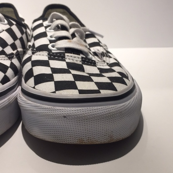 Black and white checkered vans - Picture 6 of 7